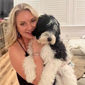 Meet your Posher, Lory